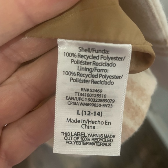 Time and True size large heavy winter coat.  Cream and tan plaid - Picture 5 of 6